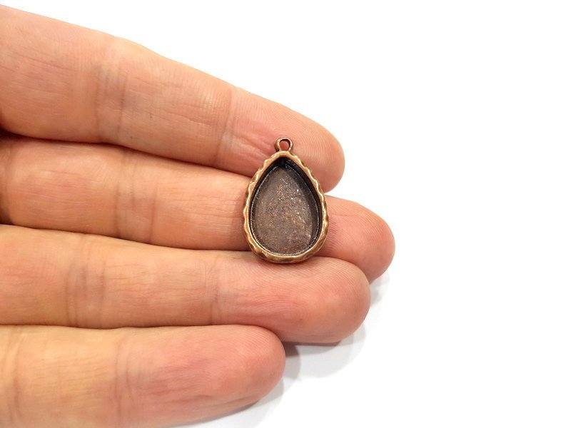 4 Copper Pendant Blank Resin Base Hammered Cabochon Blank Mosaic inlay Necklace Mounting Antique Copper Plated Metal (18x13mm blank)  G15941