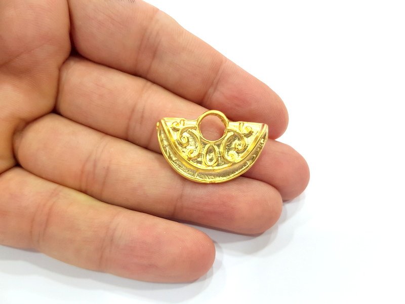 Folded Circle Charm Gold Charms Gold Plated Metal (30x20mm)  G15372