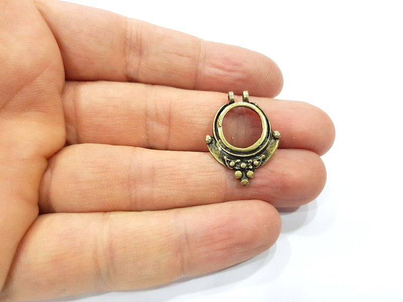 4 Antique Bronze Charm Antique Bronze Plated Metal  (27x20mm) G16236