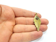 2 Feather Charm Antique Bronze Charm (44x17mm) G16253
