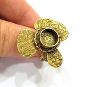 Clover Ring Blank Backs Ring Setting inlay Blank Mosaic Bezel Base Cabochon Mountings (10mm Blank)Antique Bronze Plated Brass G15428