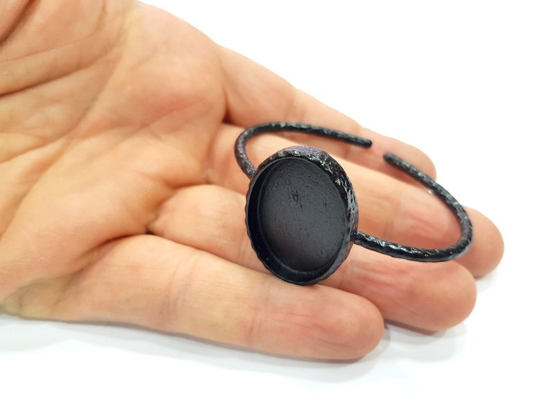 Black Bracelet Blank Cuff Bezel Resin Bangle inlay Blank Glass Cabochon Base Bezel Hammered Adjustable Black Bracelet (30x22mm ) G16272