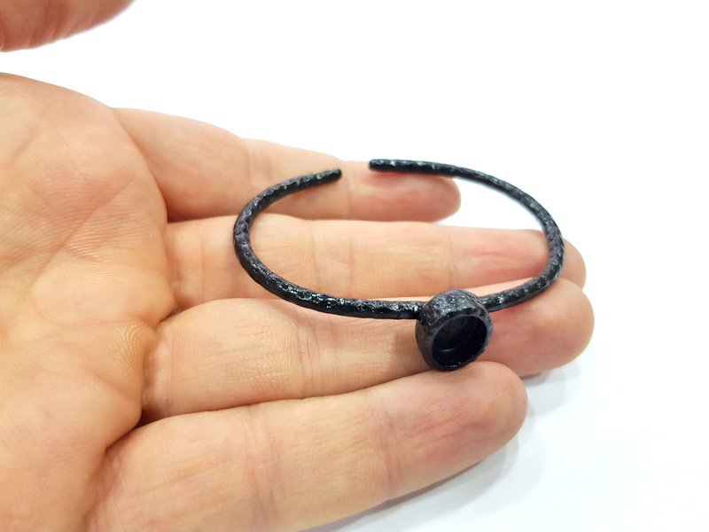 Black Bracelet Blank Cuff Bezel Resin Bangle inlay Blank Glass Cabochon Base Bezel Hammered Adjustable Black Bracelet (10x8mm ) G16305