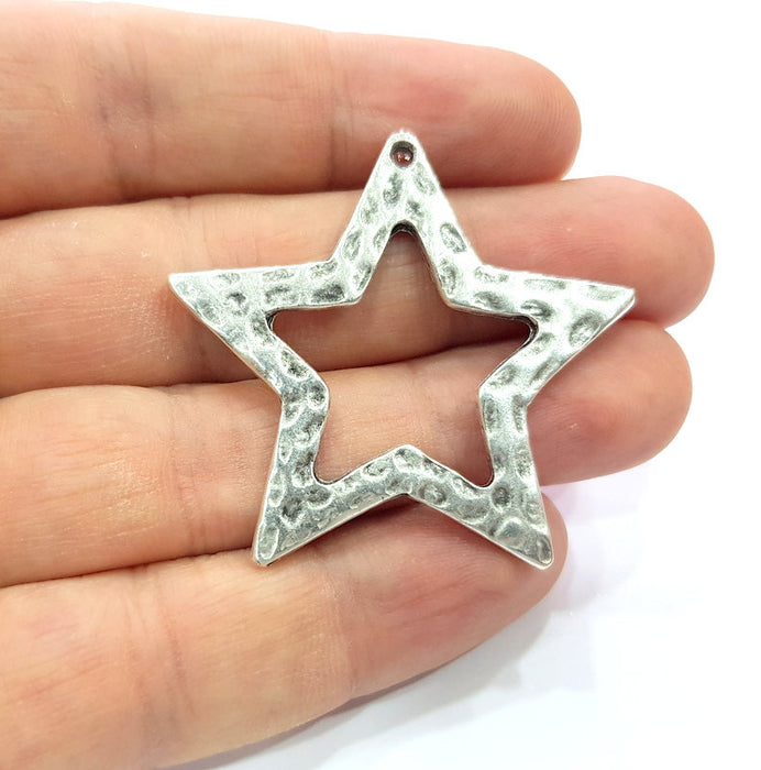 2 Star Pendant Hammered Silver Pendant Antique Silver Plated Metal (44x40mm) G15857
