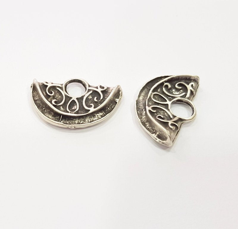 2 Antique Silver Plated Charm Antique Silver Plated Metal (31x21 mm)  G15512