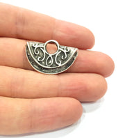 2 Antique Silver Plated Charm Antique Silver Plated Metal (31x21 mm)  G15512