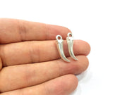 4 Tooth Charm Antique Silver Plated Charm Antique Silver Plated Metal (25x7 mm)  G15523