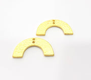 2 Hammered Semi Circle Charms Gold Plated Charms  (30x15 mm)  G15533