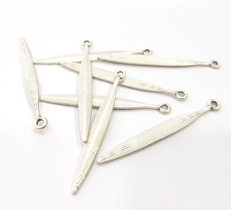 6 Feather Charm Silver Charm Antique Silver Plated Metal (54x5 mm)  G15695