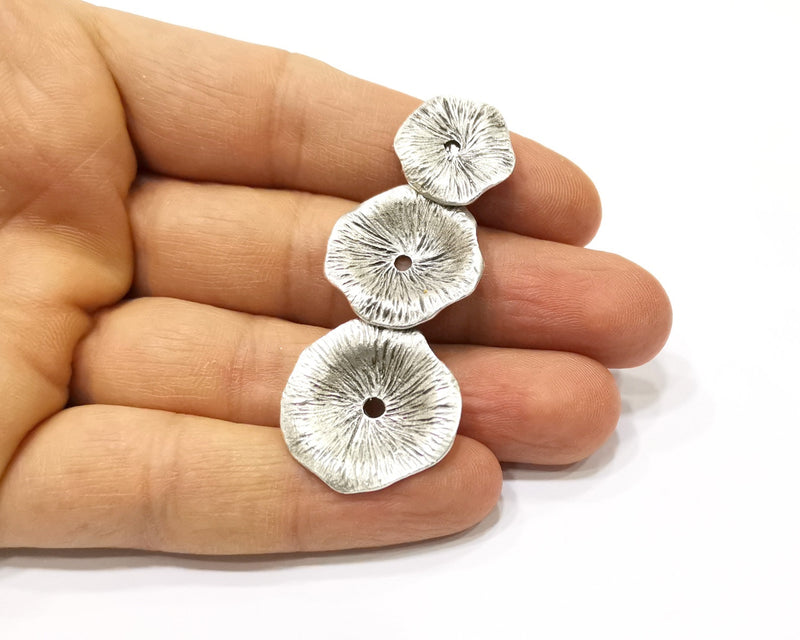 Flower Pendant Antique Silver Plated Brass Three piece and connected with the ring (61x25mm) G16481