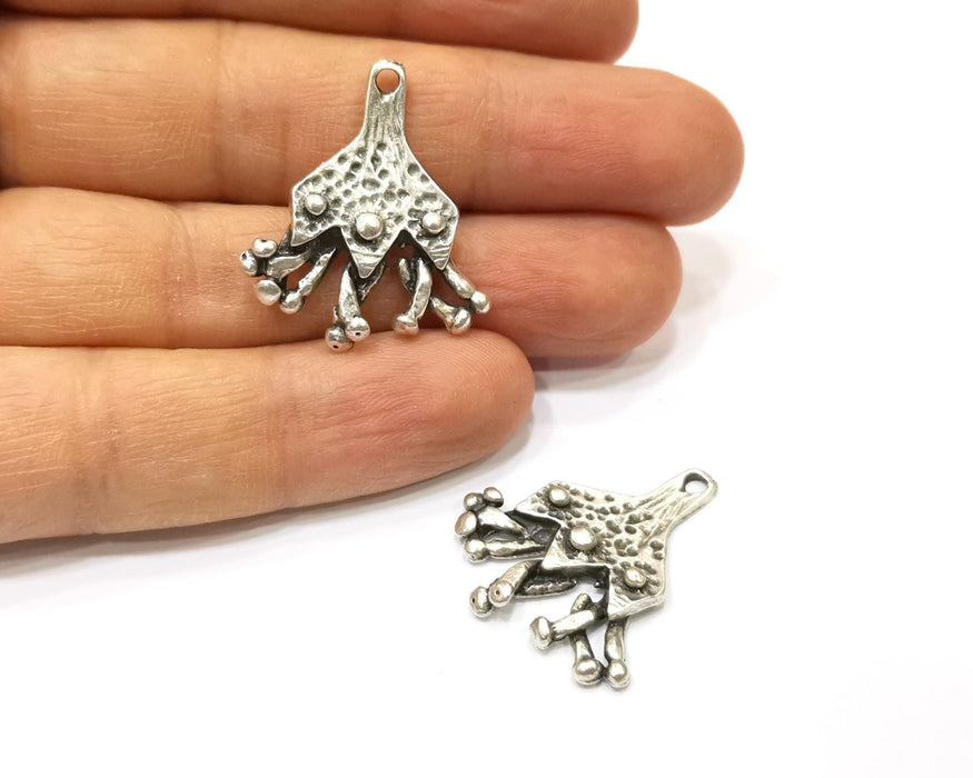 4 Silver Charms Antique Silver Plated Charms (30x26mm)  G16549