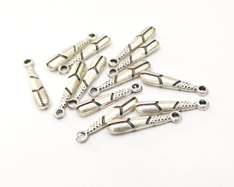 8 Silver Charms Antique Silver Plated Charms (26x5mm)  G16556