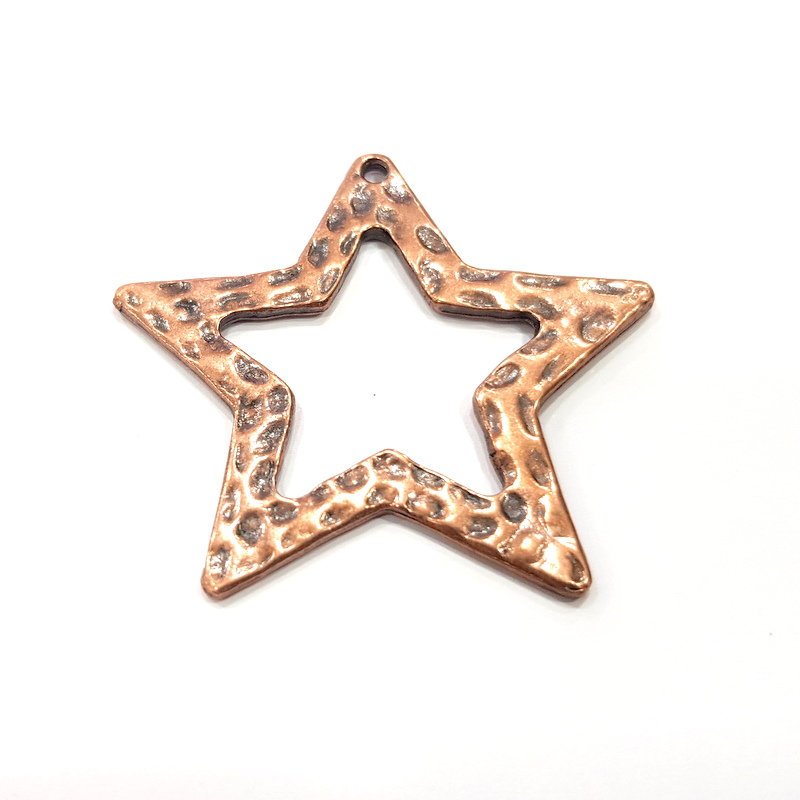 2 Hammered Star Charm Antique Copper Charm Antique Copper Plated Metal (41mm) G15761