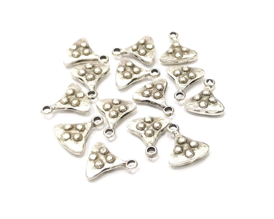 10 Silver Charms Antique Silver Plated Charms (14x12mm)  G16607
