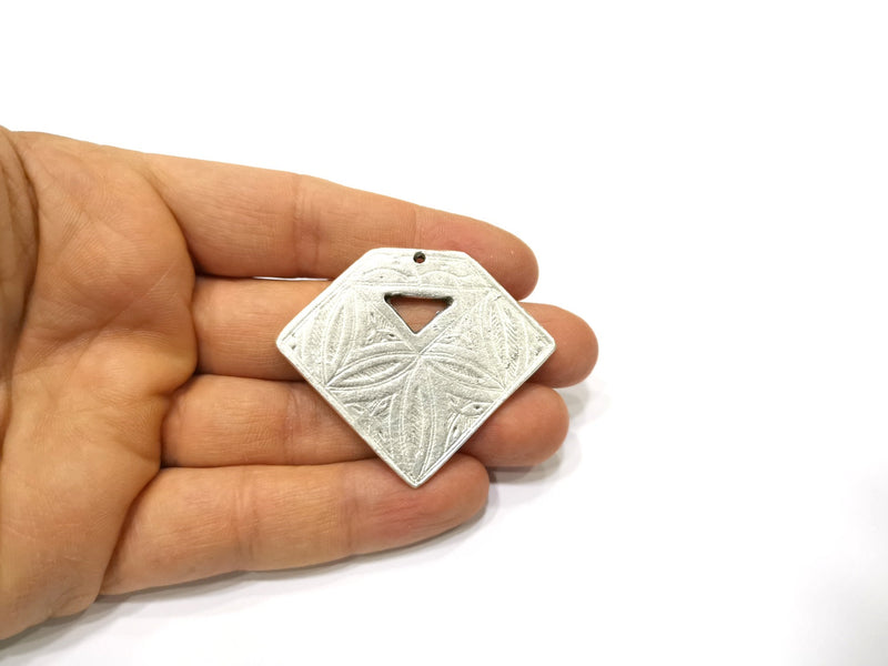 Silver Pendant Antique Silver Plated Pendant (54x46mm) G16637