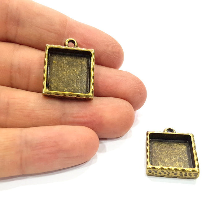 2 Hammered Base Resin Base Pendant Blank inlay Blank Mosaic Blank Bezel Setting Mountings Antique Bronze Plated Metal (16mm blank) G15827