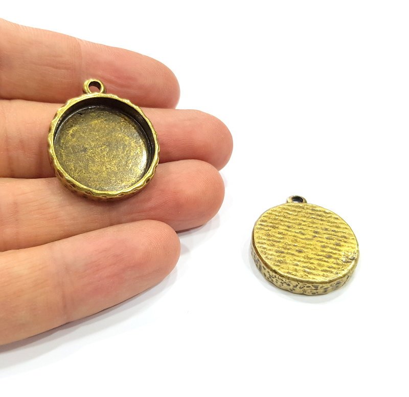 2 Hammered Base Resin Base Pendant Blank inlay Blank Mosaic Blank Bezel Setting Mountings Antique Bronze Plated Metal (22mm blank) G15830