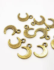 20 Crescent Charm Antique Bronze Charm Antique Bronze Plated Metal  (15x10mm) G15844