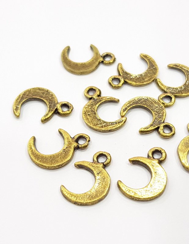 20 Crescent Charm Antique Bronze Charm Antique Bronze Plated Metal  (15x10mm) G15844