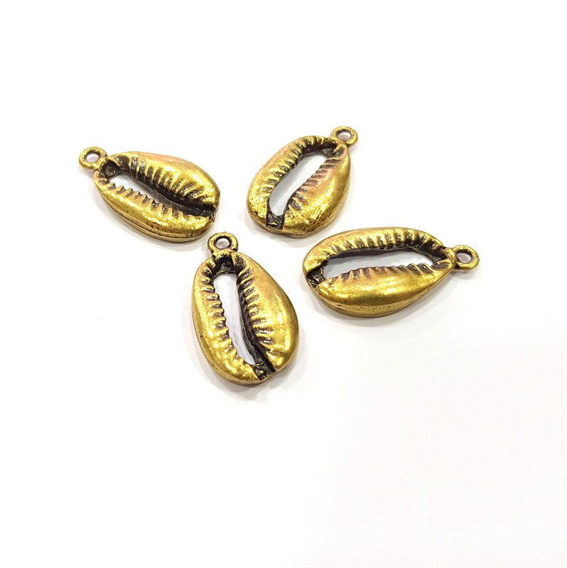 4 Cowrie Shell Charm Antique Bronze Charm Antique Bronze Plated Metal  (24x13mm) G15871