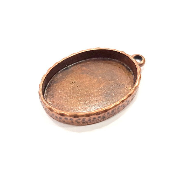 Copper Pendant Blank Resin Base Hammered Cabochon Blank Mosaic inlay Necklace Mountings Antique Copper Plated Metal (30x22 mm blank)  G15893