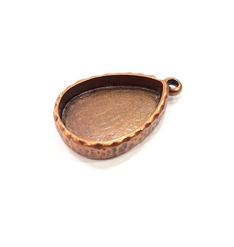 2 Copper Pendant Blank Resin Base Hammered Cabochon Blank Mosaic inlay Necklace Mounting Antique Copper Plated Metal (25x18mm blank)  G15900