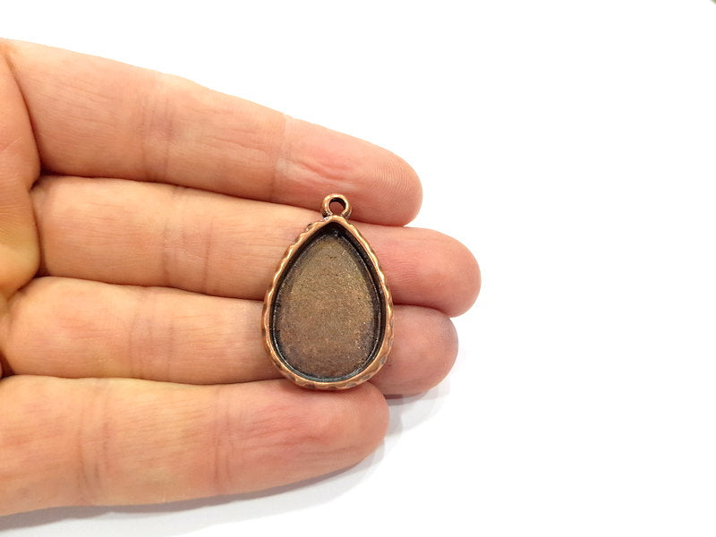 2 Copper Pendant Blank Resin Base Hammered Cabochon Blank Mosaic inlay Necklace Mounting Antique Copper Plated Metal (25x18mm blank)  G15900