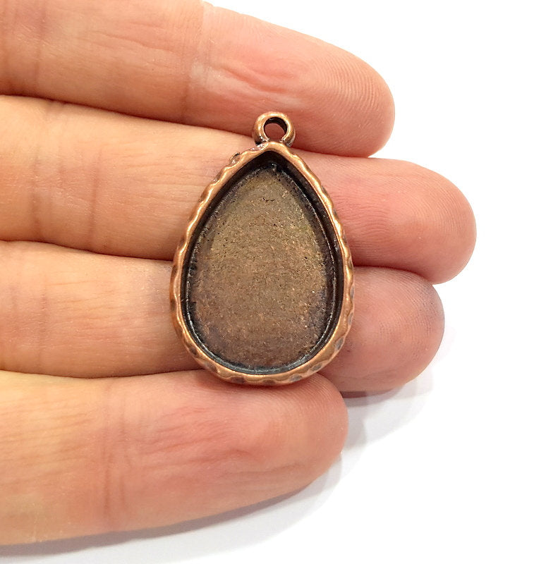 2 Copper Pendant Blank Resin Base Hammered Cabochon Blank Mosaic inlay Necklace Mounting Antique Copper Plated Metal (25x18mm blank)  G15900