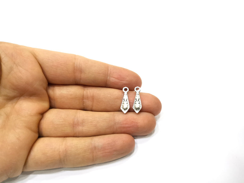 20 Silver Charms Antique Silver Plated Charms (19x6mm)  G16772