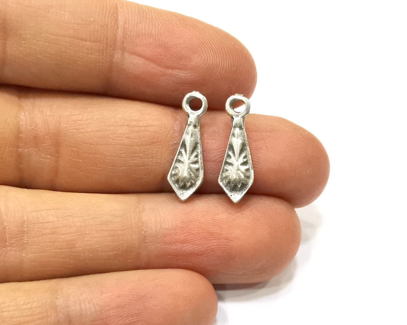 20 Silver Charms Antique Silver Plated Charms (19x6mm)  G16772