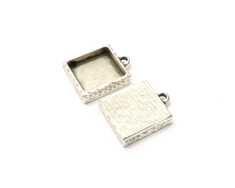2 Silver Hammered Base Blank inlay Blank Pendant Base Resin Blank Mosaic Mountings Antique Silver Plated Metal (16x16mm blank )  G16805