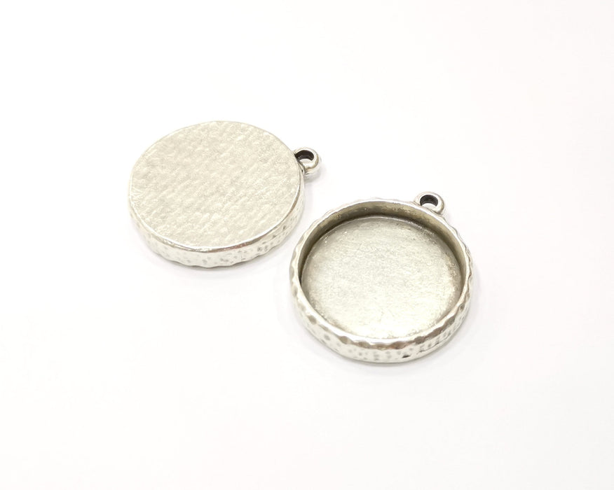 2 Silver Hammered Base Blank inlay Blank Pendant Base Resin Blank Mosaic Mountings Antique Silver Plated Metal (25mm blank )  G16827