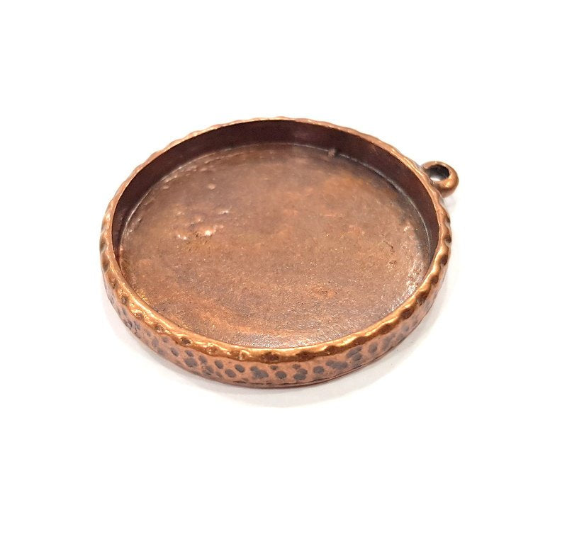 Copper Pendant Blank Resin Base Hammered Cabochon Blank Mosaic inlay Necklace Mountings Antique Copper Plated Metal (35 mm blank)  G15944