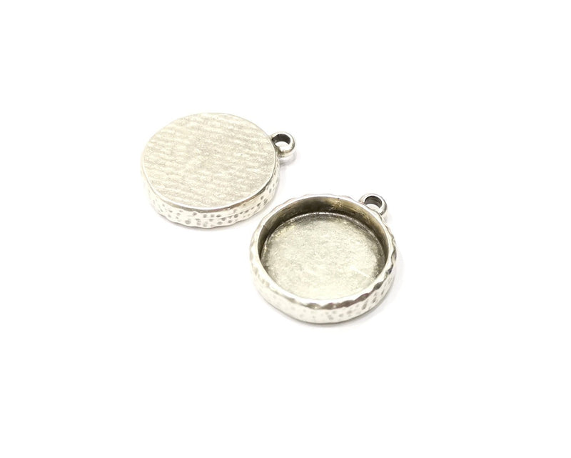 2 Silver Hammered Base Blank inlay Blank Pendant Base Resin Blank Mosaic Mountings Antique Silver Plated Metal (20mm blank )  G16876