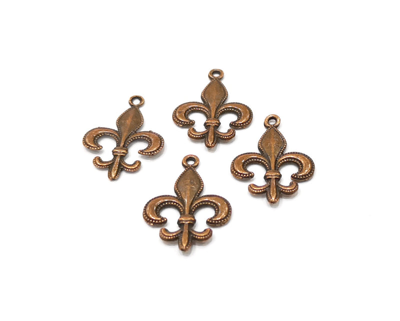 8 Copper Charm Antique Copper Charm (26x19mm) G16885