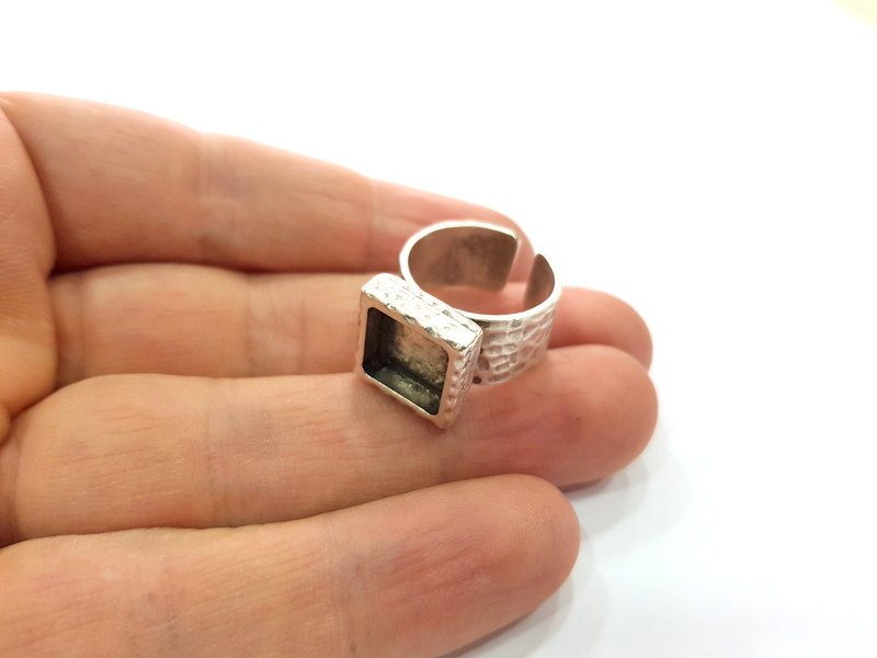 Ring Blank Setting Hammered Ring Base Bezel inlay Ring Backs Glass Cabochon Mounting Adjustable Antique Silver Plated Ring (10x10mm ) G16055