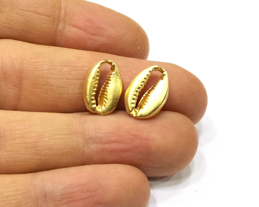 5 Cowrie Shell Charms Gold Charms Gold Plated Shell Charms (14x10mm)  G16926