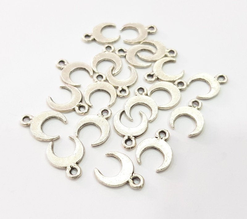20 Crescent Charm Moon Charm Silver Charms Antique Silver Plated Metal (15x10mm) G16120