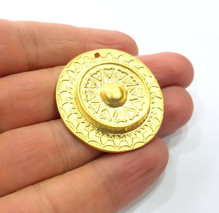 Gold Patterned Pendant Gold Plated Pendant (40mm)  G16122