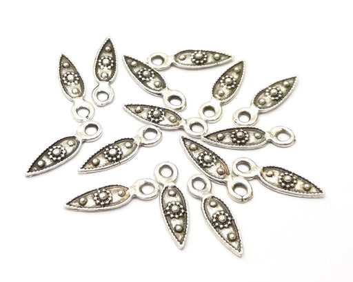 20 Silver Charms Antique Silver Plated Charms (18x4mm)  G17095