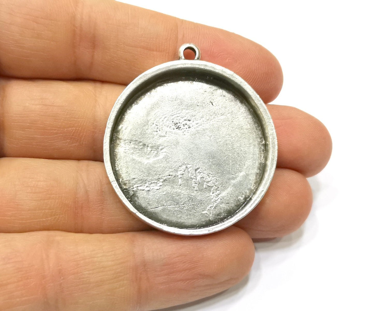 Silver Pendant Blank Base inlay Blank Resin Bezel Mosaic Mountings Antique Silver Plated Metal (35 mm blank )  G17120