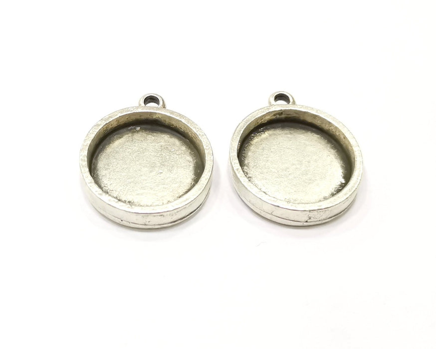 2 Silver Pendant Blank Base inlay Blank Resin Bezel Mosaic Mountings Antique Silver Plated Metal (20 mm blank )  G17121