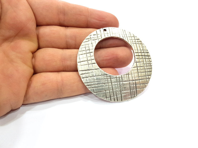 Striped Round Pendant Antique Silver Plated Pendant (59mm) G16188