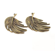2 Feather Charm Antique Bronze Charm (42x38mm) G16258