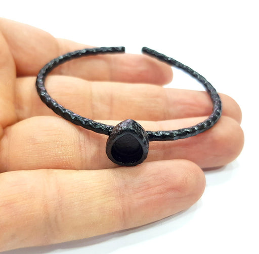 Black Bracelet Blank Cuff Bezel Resin Bangle inlay Blank Glass Cabochon Base Bezel Hammered Adjustable Black Bracelet (10x8mm ) G16271