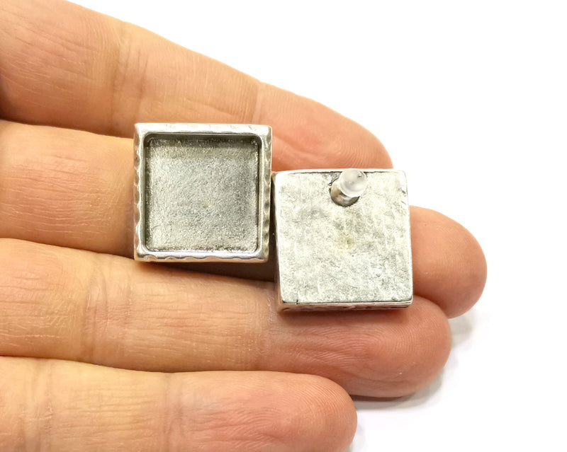 Earring Blank Backs Silver Base Setting Hammered Resin Blank Cabochon Base inlay Mounting Antique Silver Plated (16x16mm) 1 Pair G17145