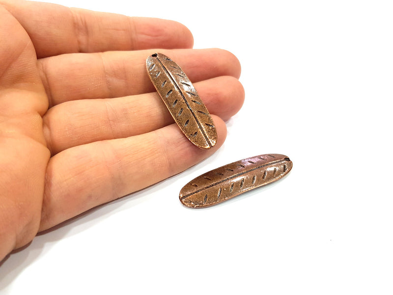 4 Feather Charm Antique Copper Charm (43x13mm) G16379