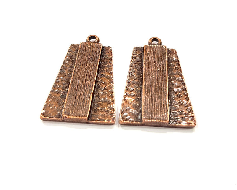 Antique Copper Hammered Pendant Antique Copper Plated Metal (43x28mm) G16419