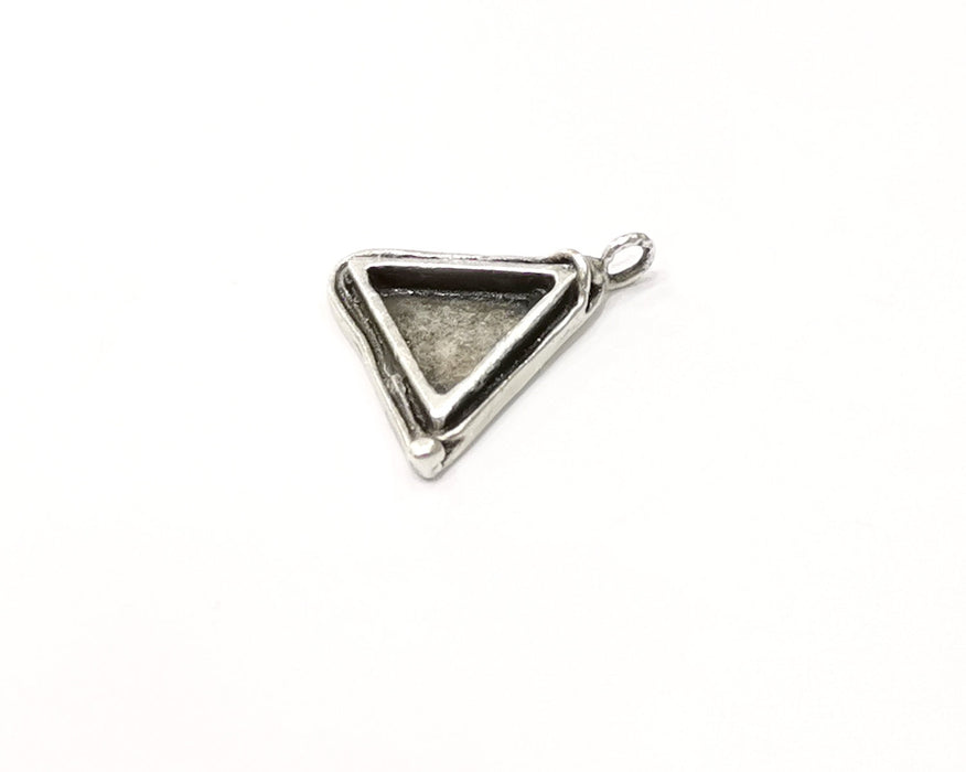 Silver Pendant Blank Mosaic Base Blank inlay Blank Necklace Blank Resin Blank Antique Silver Plated Brass ( 15x15mm triangle blank)  G16463