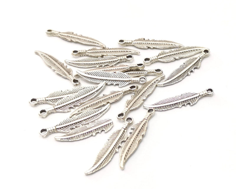 20 Feather Charms Antique Silver Plated Charms (25x5mm)  G16559